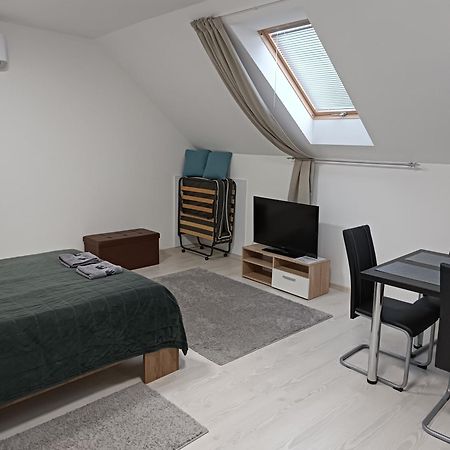 Mira Apartman Debrecen Dış mekan fotoğraf