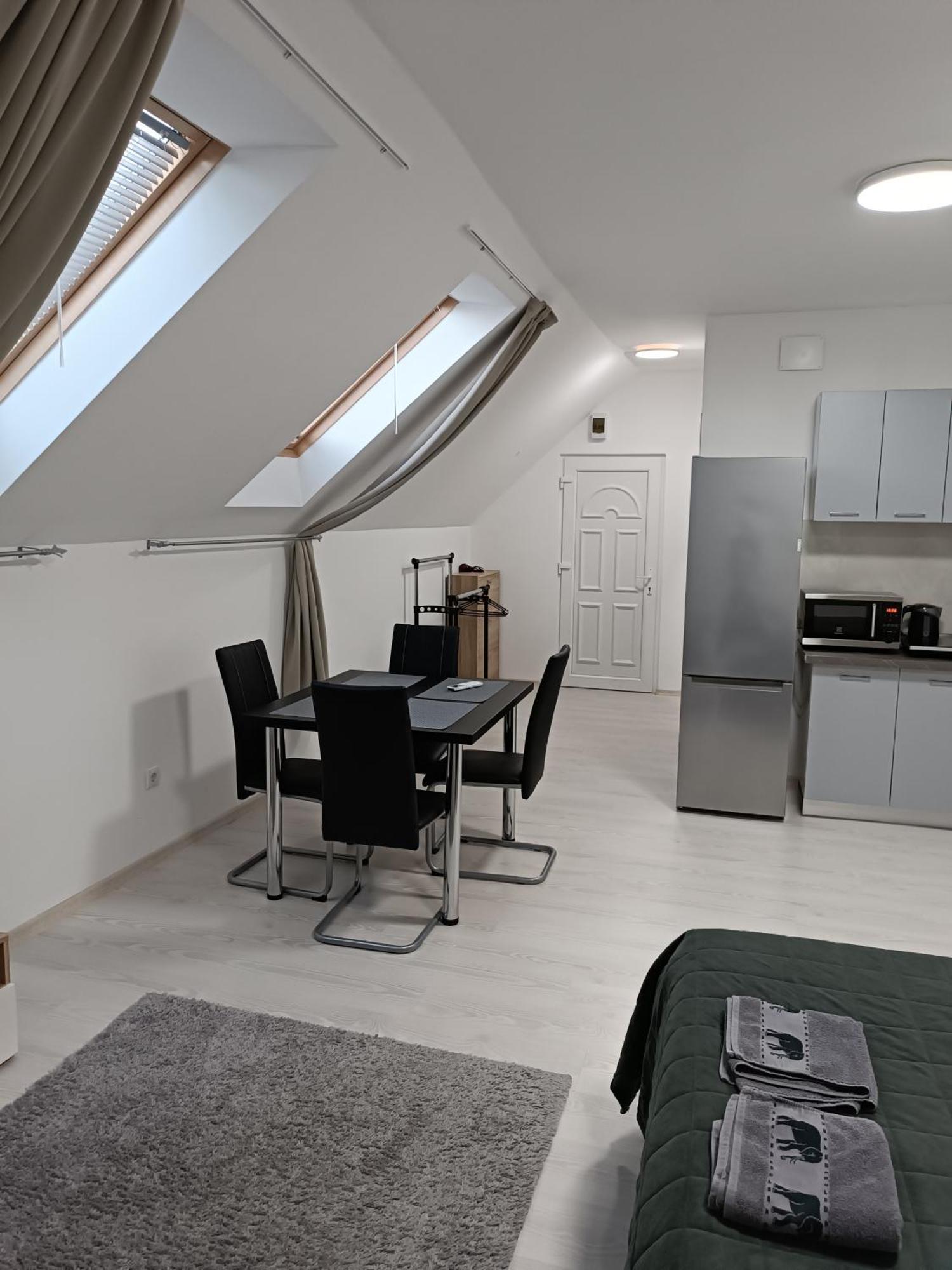 Mira Apartman Debrecen Dış mekan fotoğraf