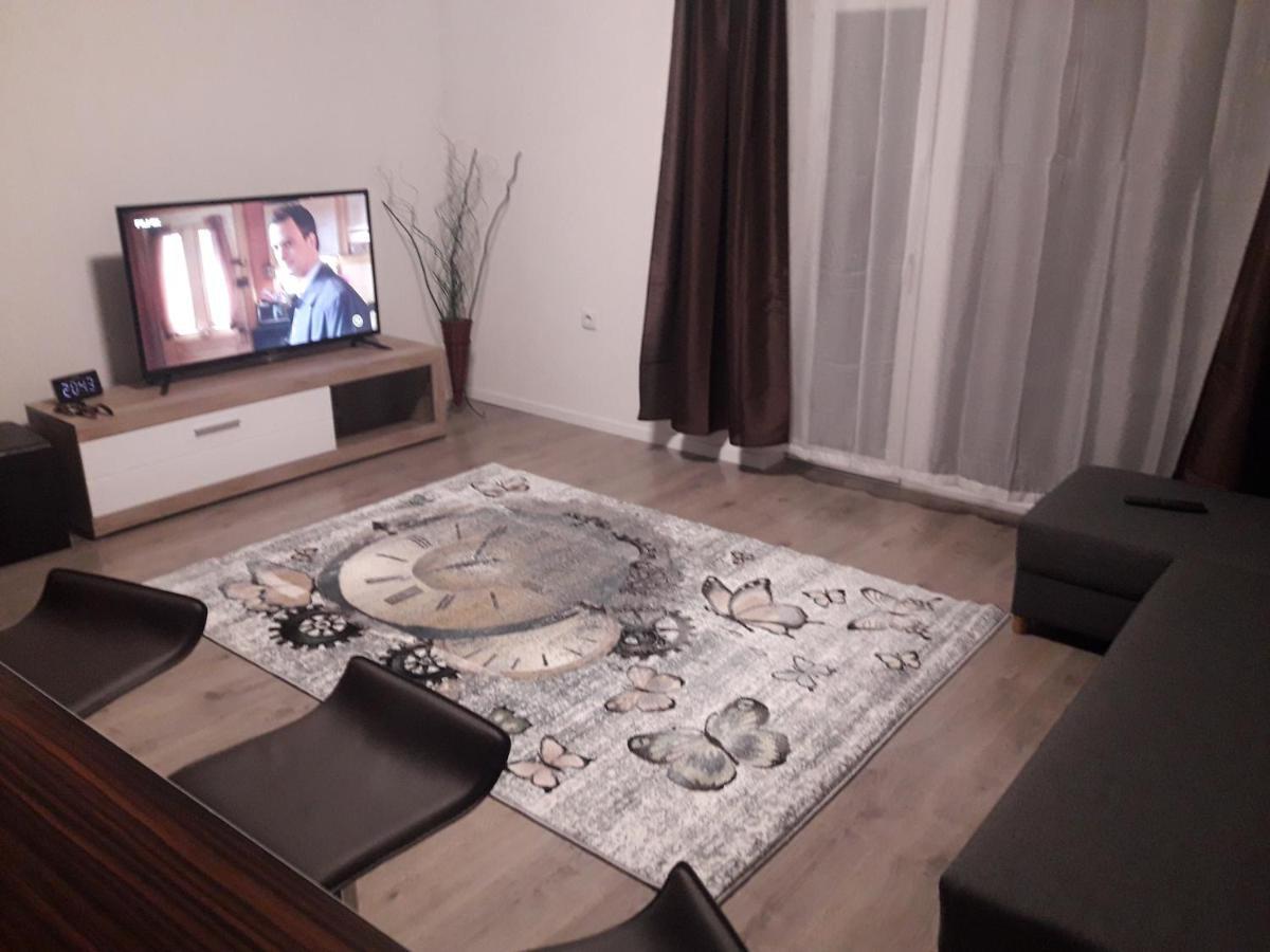 Mira Apartman Debrecen Dış mekan fotoğraf